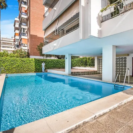 Apartment Elegant Beachside