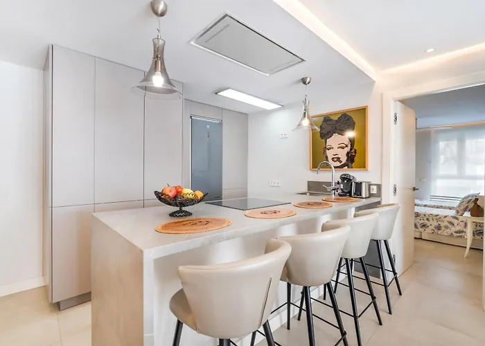 Διαμέρισμα Elegant Beachside Μαρμπέλλα