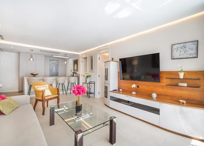 Διαμέρισμα Elegant Beachside *