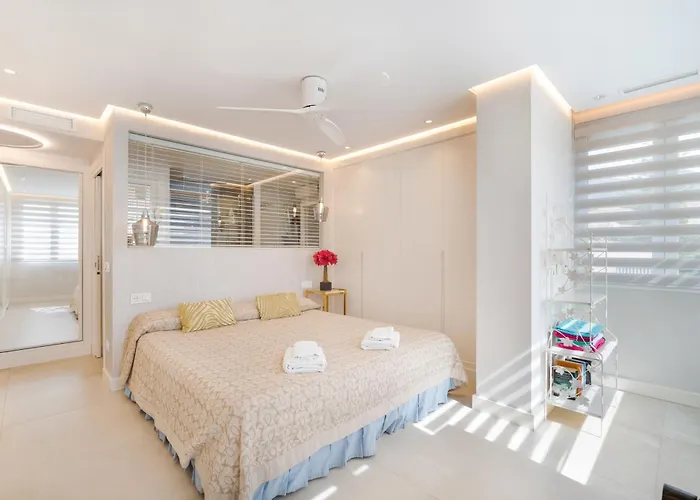 Elegant Beachside Διαμέρισμα *